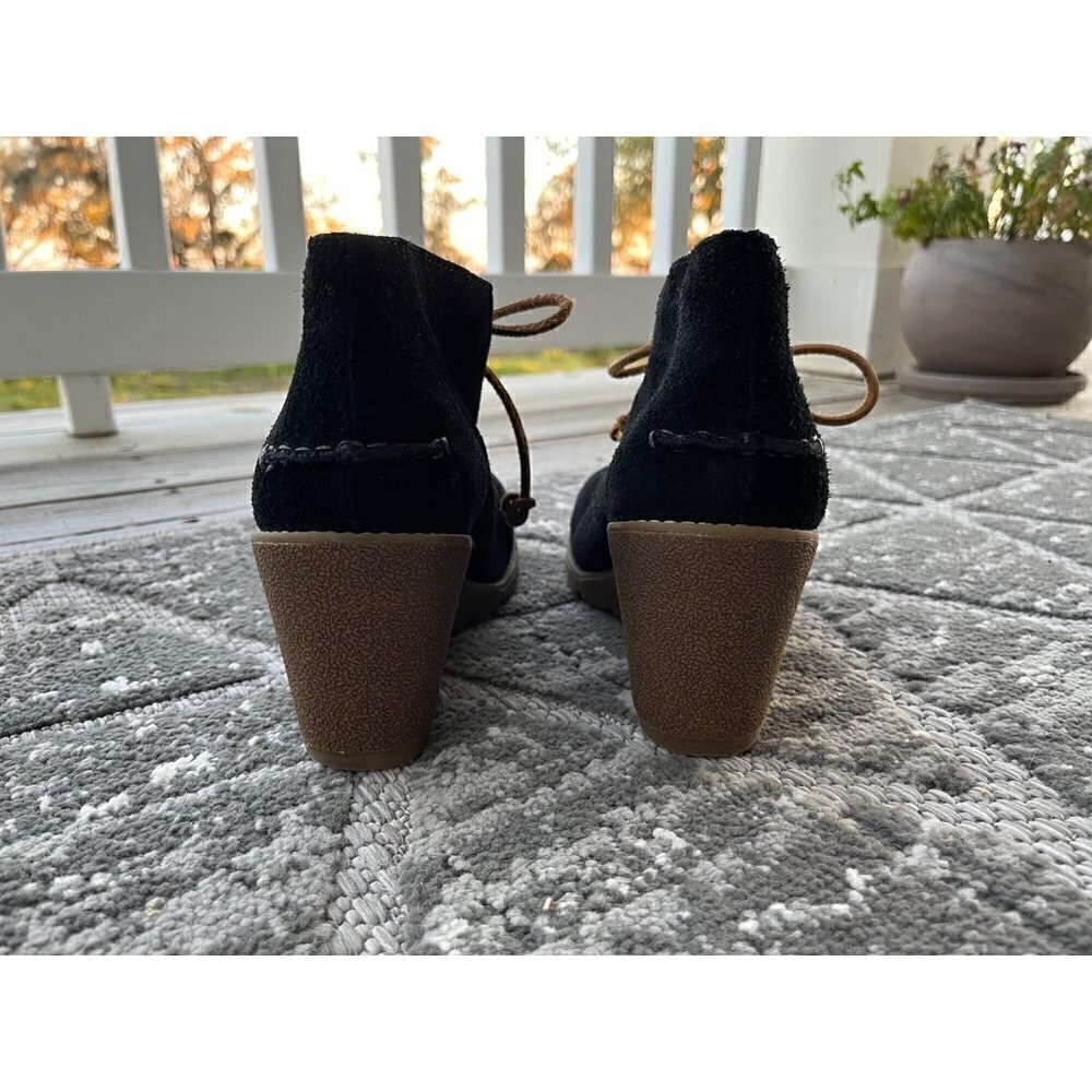Booties - Picture 5 of 7